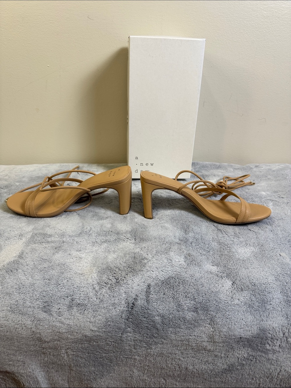 A New Day Marcia Beige Strappy Block Heels - Size 6.5 - Picture 3 of 8